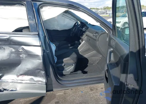 2021 Volkswagen Tiguan 2.0T Se/2.0T Se R-Line Black/2.0T Sel from USA, damaged, VIN 3VV3B7AX2MM030990